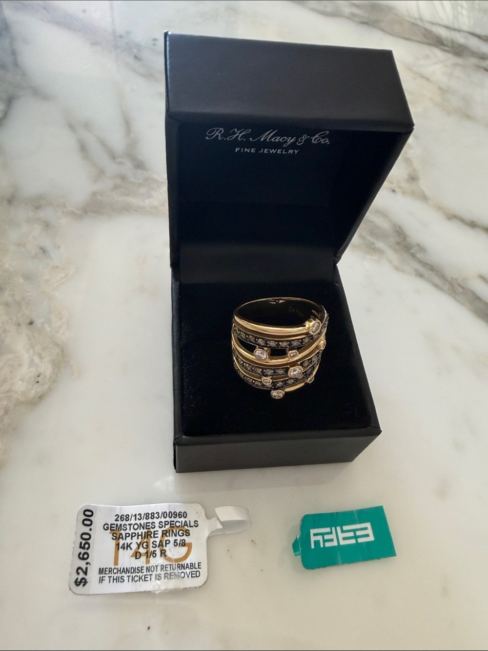 Le Vian 14K yellow gold .90CTW chocolate and vanilla diamond ring size 7